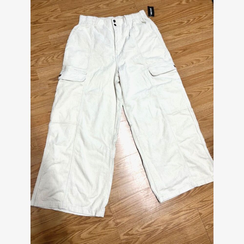 Sz 2X - Hot Topic Wide Leg -Corduroy Cargo Pants  - Ivory - NWT